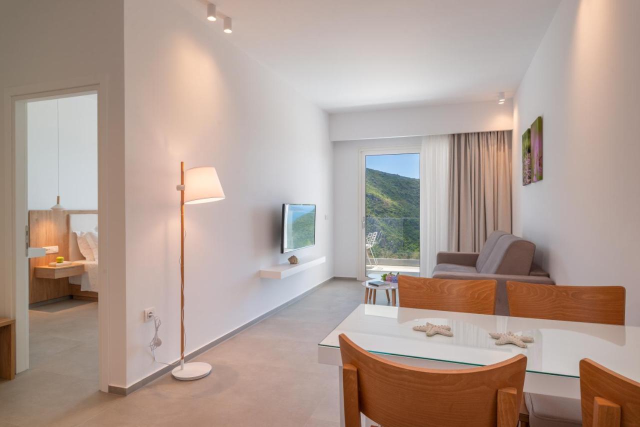 Ninemia Luxury Residence Perdika  Bagian luar foto