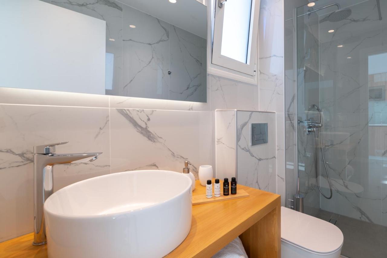 Ninemia Luxury Residence Perdika  Bagian luar foto